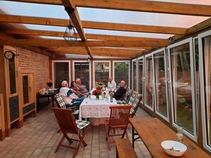 屋外ダイニングエリア