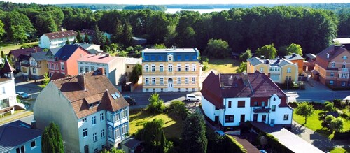 Ferienwohnung Og Rechts - Lychen" mit Seeblick, Gemeinschaftsterrasse und WLAN