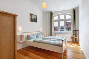 3 Schlafzimmer, kostenloses WLAN, Bettwäsche