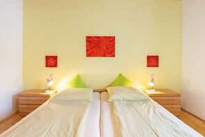 2 bedrooms, iron/ironing board, free WiFi, bed sheets - Apartment 'Hermanschau' with Shared Terrace, Shared Garden and Wi-Fi (Ühlingen-Birkendorf)