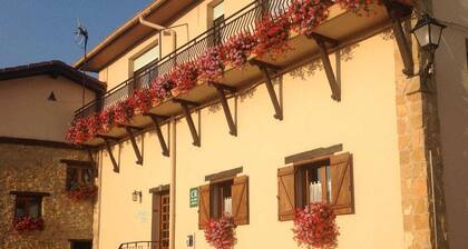 Aitonaren Etxea. A rural house to enjoy nature, golf, wine or cycling.