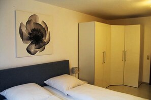 1 camera, ferro/asse da stiro, Wi-Fi gratuito, lenzuola