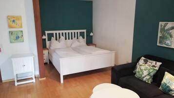 1 Schlafzimmer, Bügeleisen/Bügelbrett, kostenloses WLAN, Bettwäsche