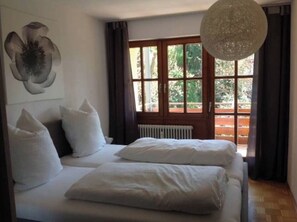 1 dormitorio, tabla de planchar con plancha, wifi gratis