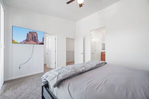 3 slaapkamers, een kluis op de kamer, een strijkplank/strijkijzer