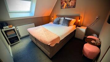 Comfort Double Room, City View | Desk, WiFi (free)