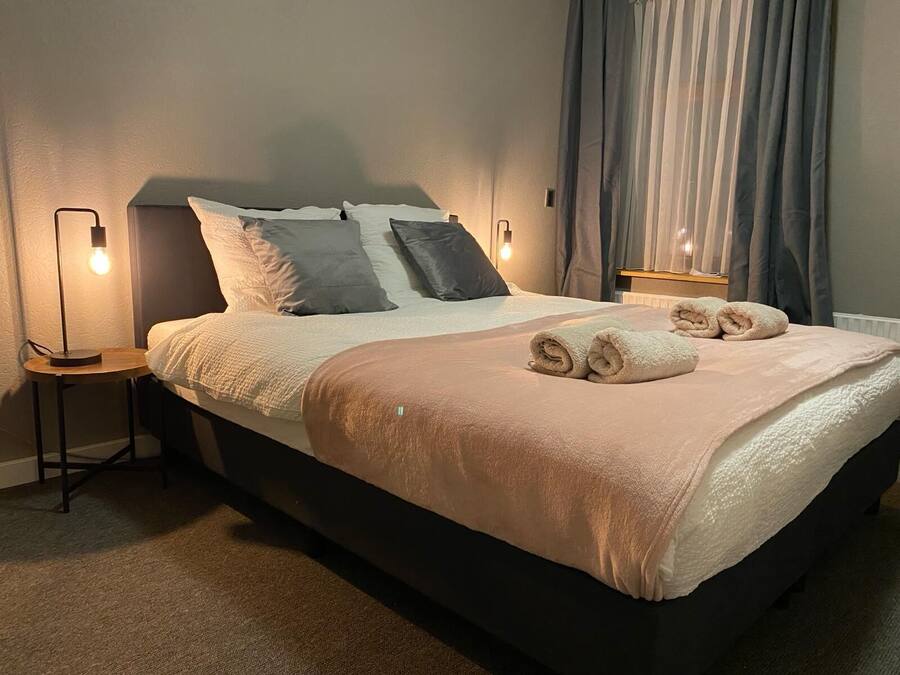 Comfort Double Room, City View | Desk, WiFi (free)