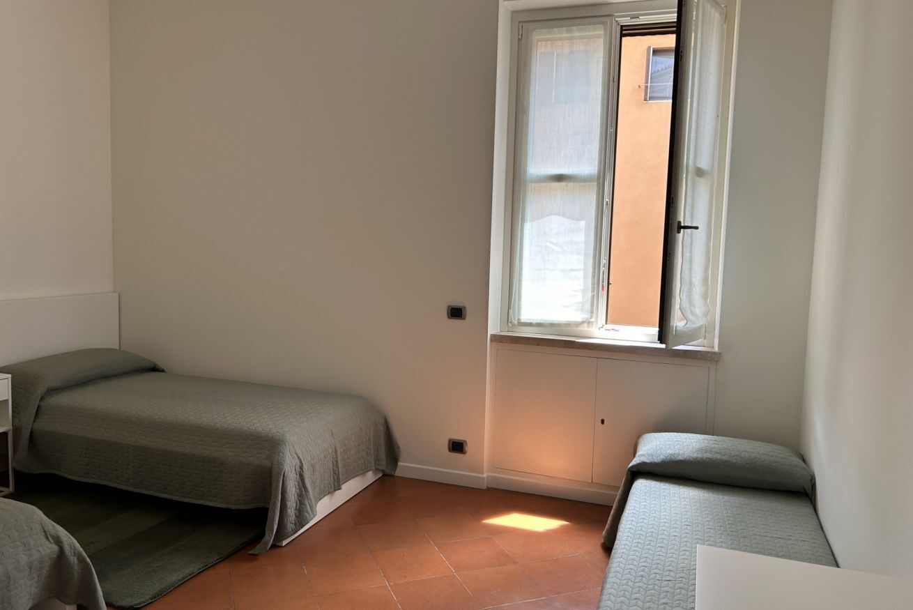 3 chambres, fer et planche à repasser, Wi-Fi, draps fournis