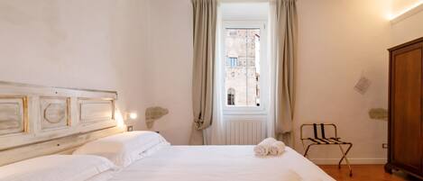 2 slaapkamers, een strijkplank/strijkijzer, wifi, beddengoed