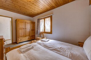 3 室のベッドルーム、WiFi、ベッドシーツ