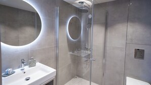 Kamar Double atau Twin Klasik, pemandangan gunung | Wi-Fi gratis
