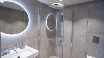 Classic-Doppel- oder -Zweibettzimmer, Bergblick