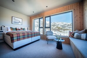 Dobbeltrom – deluxe, fjellutsikt | Wi-fi (inkludert)