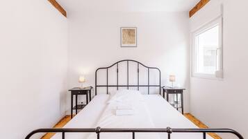4 Schlafzimmer, Reisekinderbett, kostenloses WLAN, Bettwäsche
