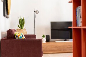 TV