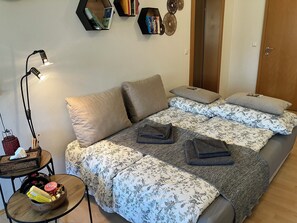 1 chambre, fer et planche à repasser, Wi-Fi gratuit, draps fournis
