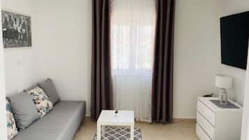 32-Zoll-Flachbildfernseher mit Digitalempfang