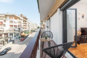 Property grounds - Houseloft Urban Retreat (Thessaloniki)