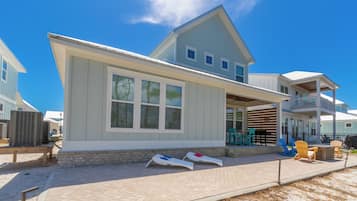 Fachada de la propiedad