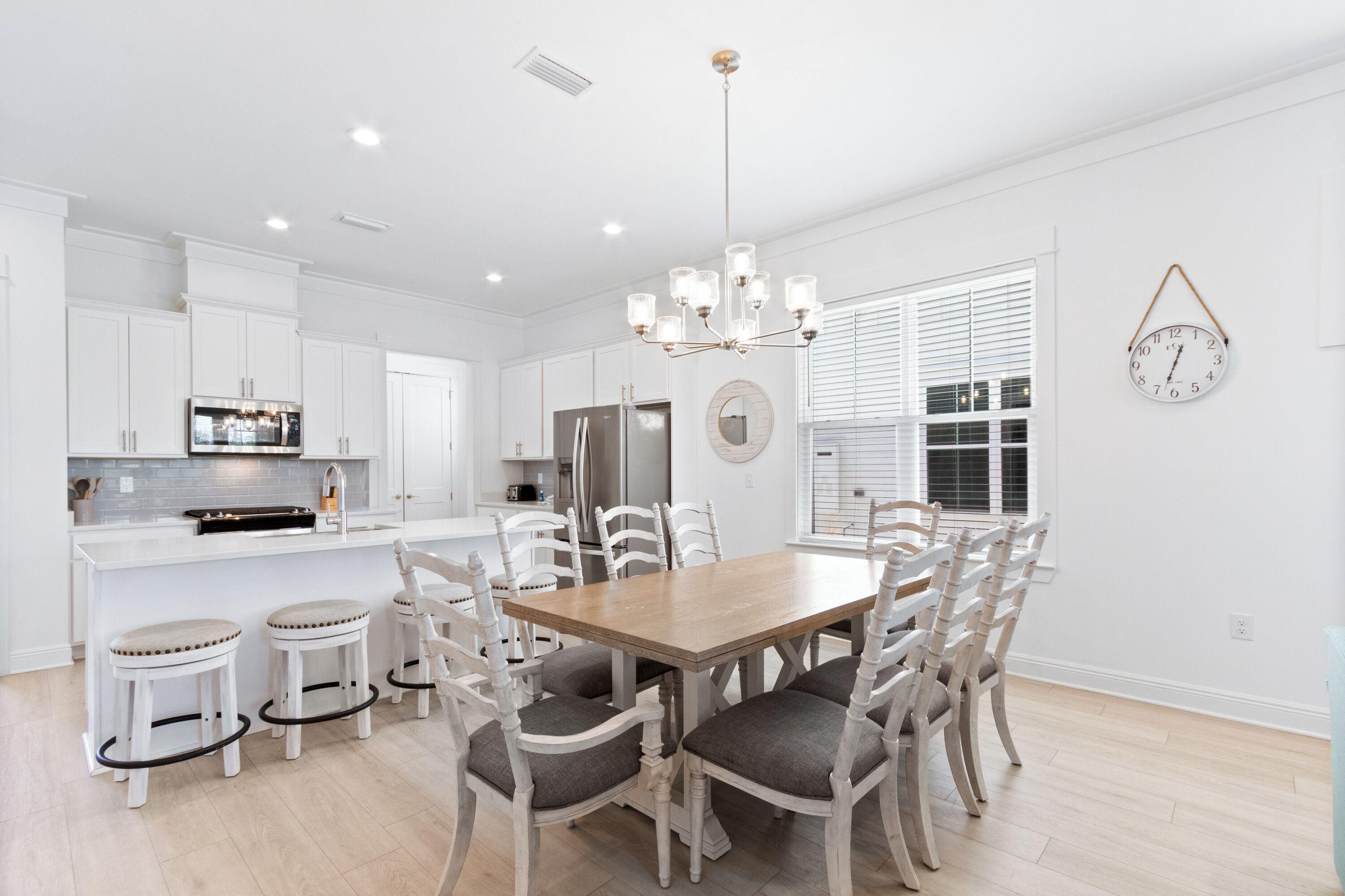 Signature House, 4 Bedrooms, Balcony, Bay View | In-room dining