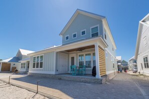 Fachada de la propiedad