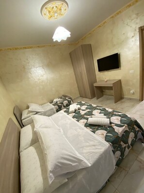 2 quartos, ferros/tábuas de passar roupa, Wi-Fi, roupa de cama