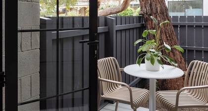 MAC Richmond by Melbourne Apartment Collection
