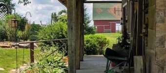 Vintage 1850's Log Cabin Glamping