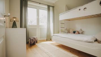 3 makuuhuonetta, vauvan matkasänky, ilmainen Wi-Fi