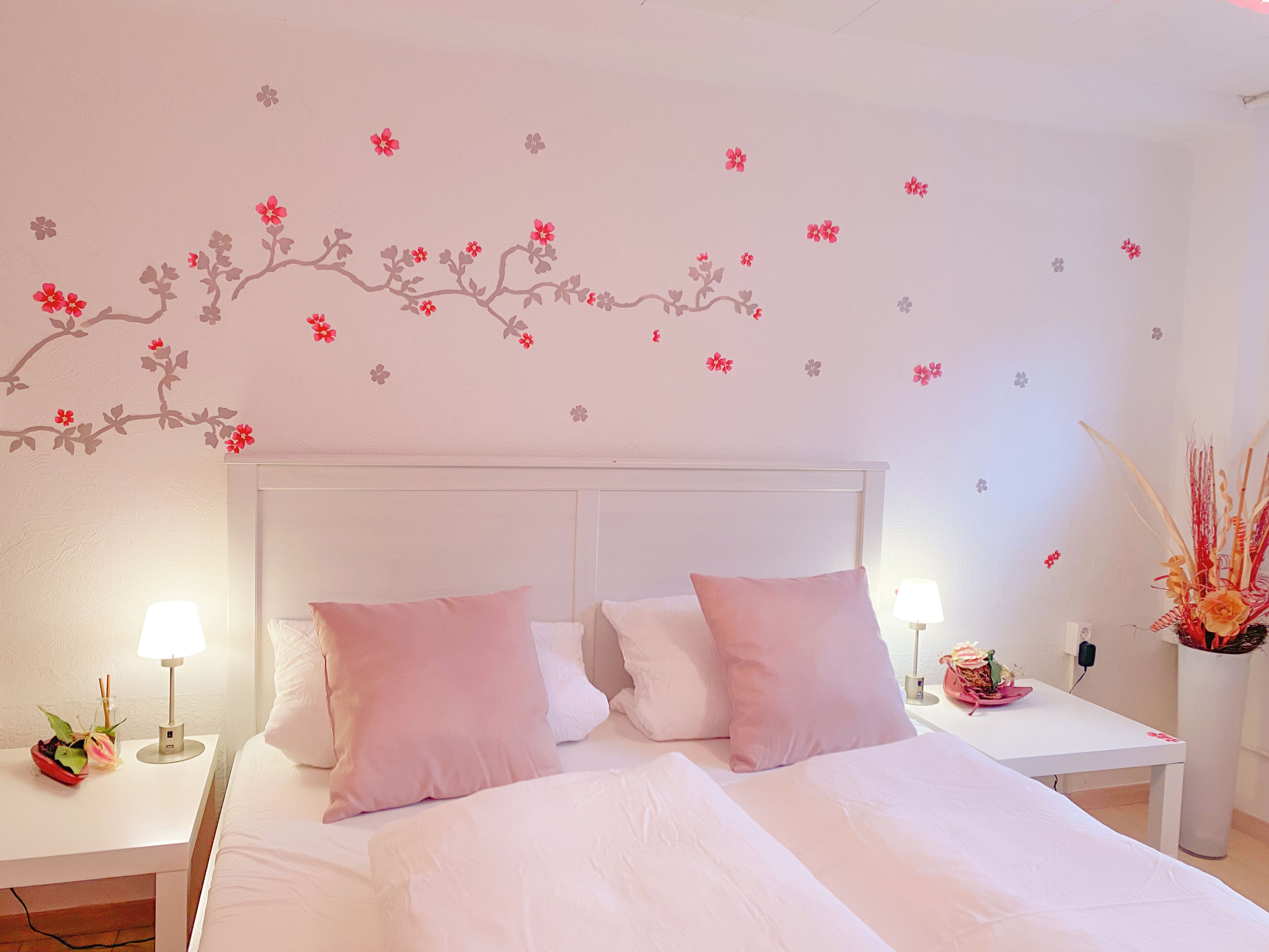 2 Schlafzimmer, Schreibtisch, Reisekinderbett, kostenloses WLAN