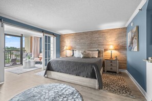 Room - New, Oceanview Suite - Caravelle 504 (Myrtle Beach)