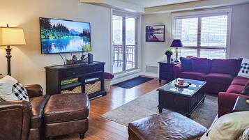 Télévision, cheminée