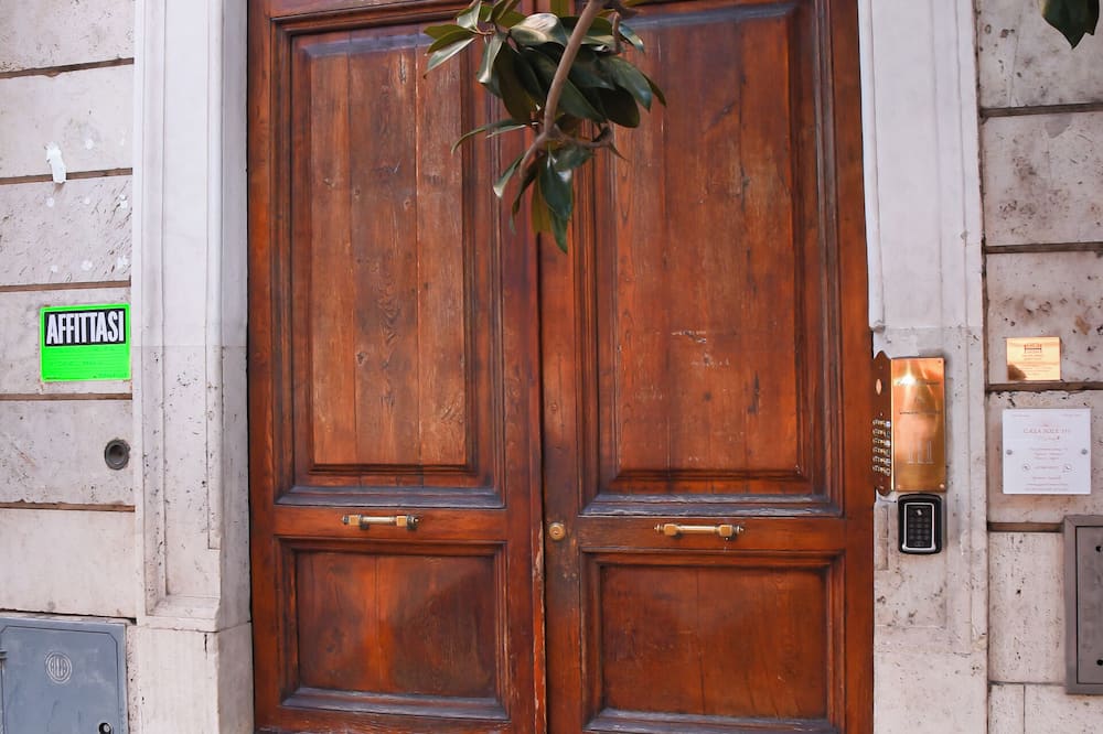 BQ HOUSE SANTA MARIA luxury rooms - Esquilino