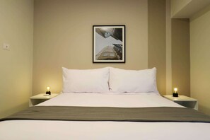 2 slaapkamers, een bureau, een strijkplank/strijkijzer, wifi