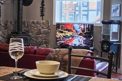 Private 2 Bedroom Radium Condo / Great Location