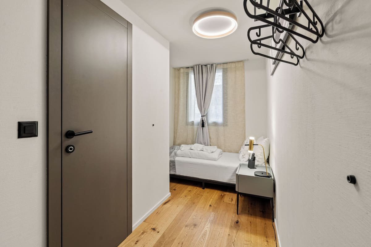 Standard Single Room | Premium bedding, in-room safe, individually decorated