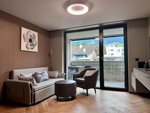 Juniorsvit | Vardagsrum | Smart-tv och leksaker