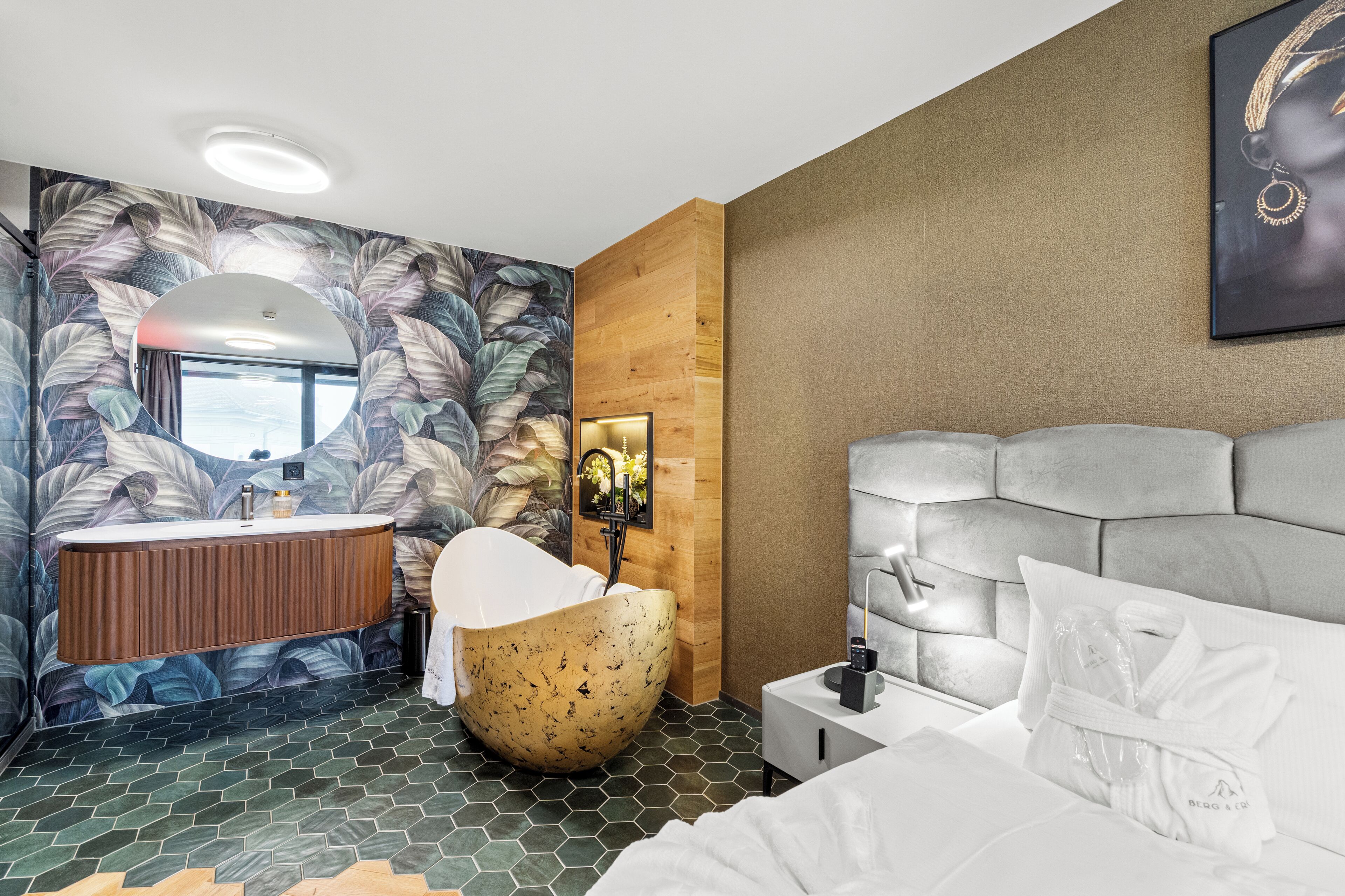 Superior Suite | Premium bedding, in-room safe, individually decorated