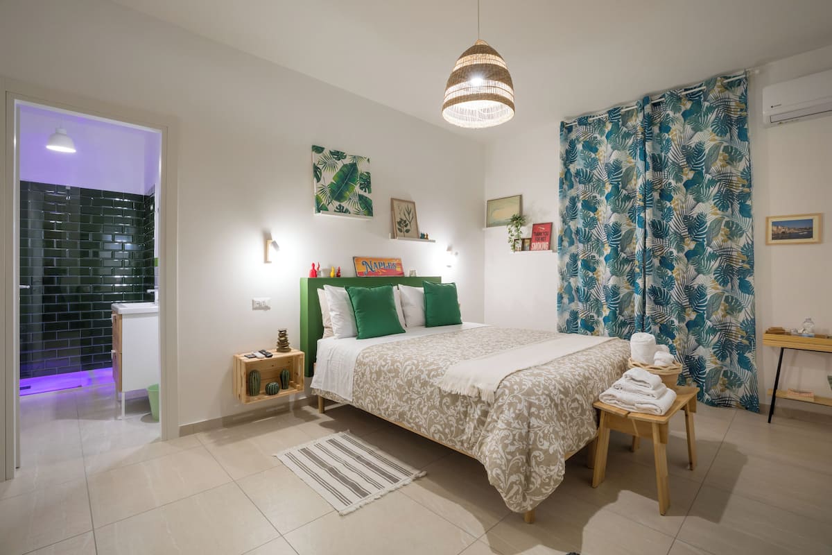 Comfort Triple Room | 1 bedroom, down duvets, in-room safe, blackout curtains