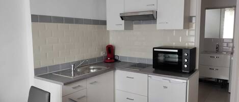 Micro-ondes, plaque de cuisson
