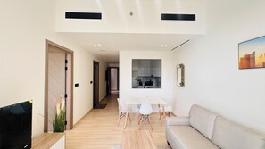 1 bedroom, iron/ironing board - OYO 1292 Home Fully Furnished 1bed Apt @JVC (Dubai)