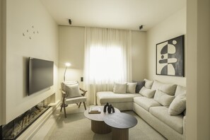 Een 55-inch smart-tv met digitale zenders, Netflix en streamingdiensten