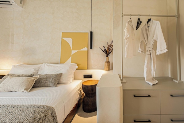 Apartamento de lujo, balcón | 2 dormitorios, sábanas de algodón egipcio, ropa de cama de alta calidad