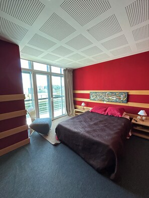 3 bedrooms, WiFi, bed sheets - Villa with swimming pool and private Jacuzzi (Quinta do Anjo)