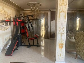 Fitness facility - Royal pyramid palace residence (Giza Governorate)