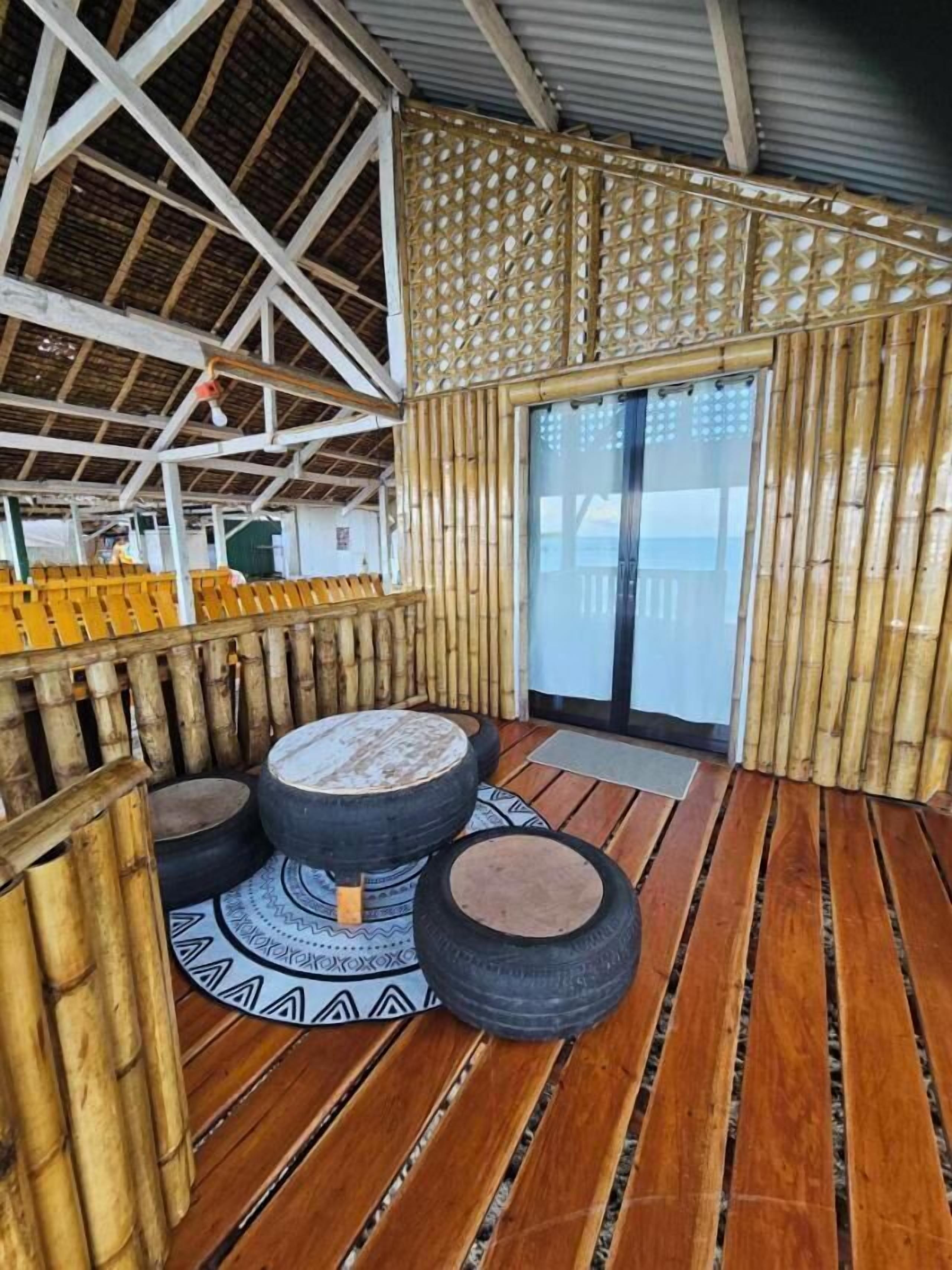 Chambre Triple Familiale | Terrasse/Patio