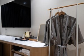 Kahden hengen standard-huone | Untuvapeitot, työpöytä, ilmainen Wi-Fi