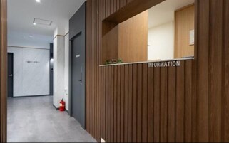 Mostrador para check-in y check-out