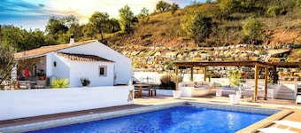 Quinta Kat, cozy house with pool LAST MINUTE -25% 24-31Aug 2024.
