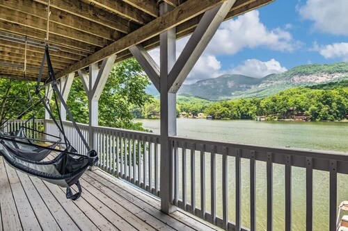 4BR~Mountain Views Firepit | Game Room | Free Tix